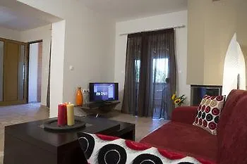 Elia 4*